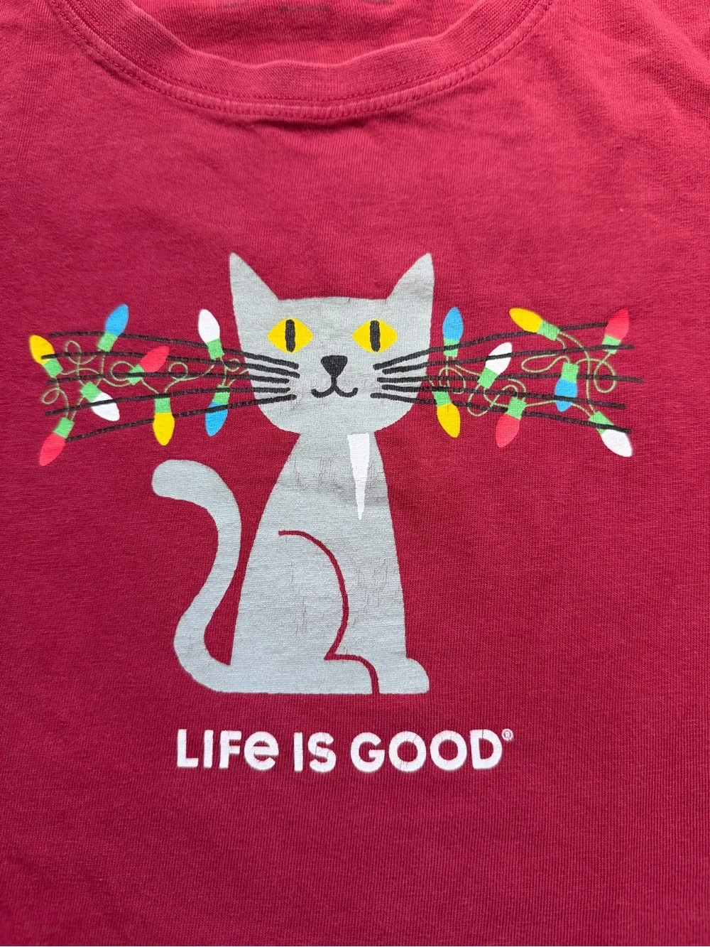 Life is Good Women’s Large Christmas Cat Lights Long Sleeve Shirt Red Holiday